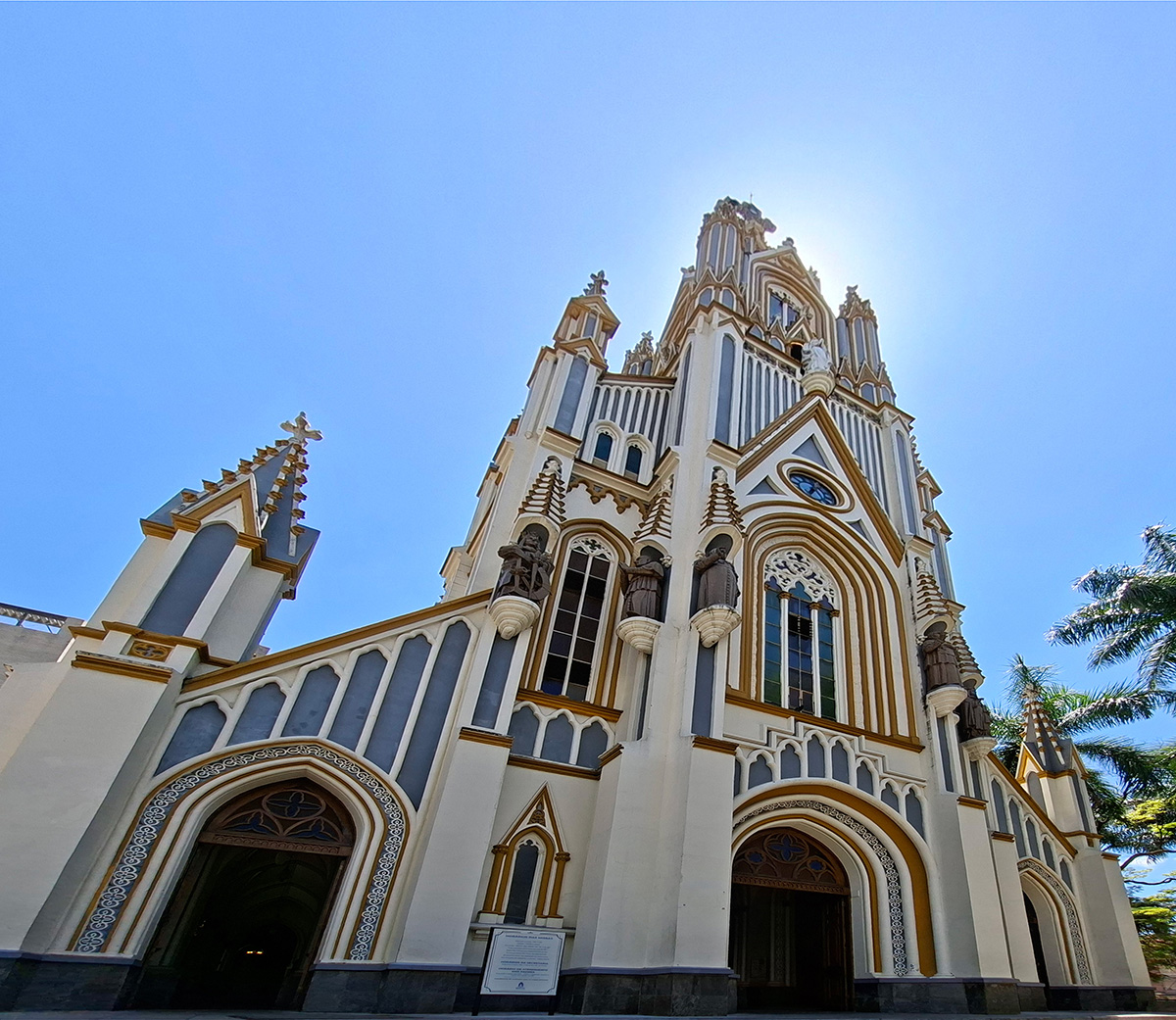 Basílica Nossa Senhora de Lourdes