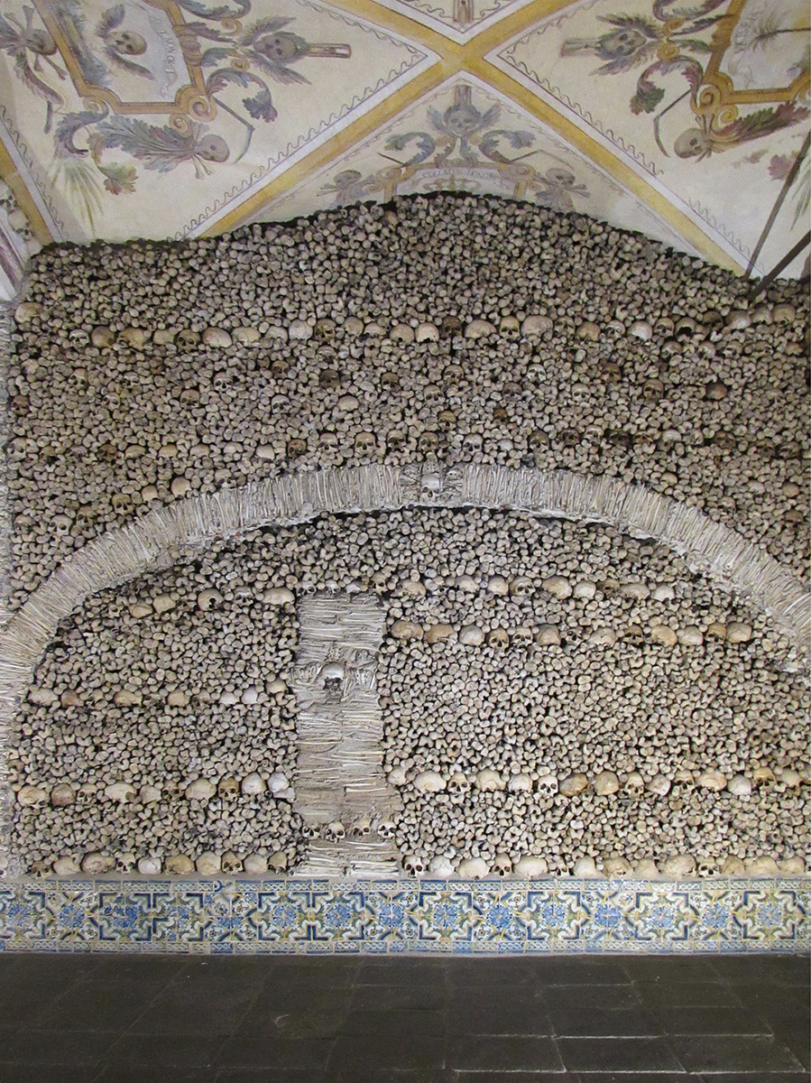 Capela dos Ossos